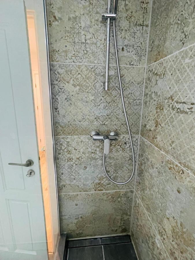 Modern * Zentral * Netflix * Arbeitsplatz Apartman Wuppertal Kültér fotó